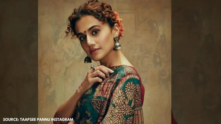 These Taapsee Pannu's traditional looks with 'gajras' spell elegance Taapsee Pannu