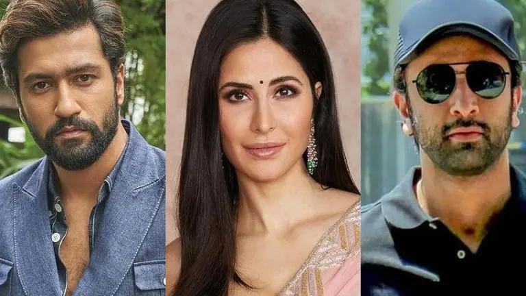 Vicky Kaushal & Ranbir Kapoor's old pic goes viral; gets hilarious memes involving Katrina Vicky Kaushal