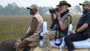 VIDEO: PM Modi Goes on Jungle Safari in Assam’s Kaziranga National Park PM Modi Goes on Jungle Safari in Assam’s Kaziranga National Park