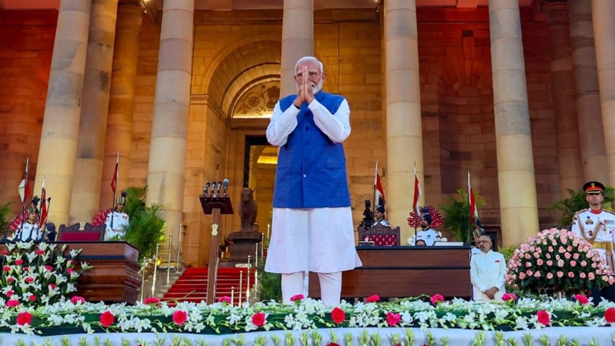 Pm Modi Sworn In For Record 3rd Term 72 Ministers Including 33 First