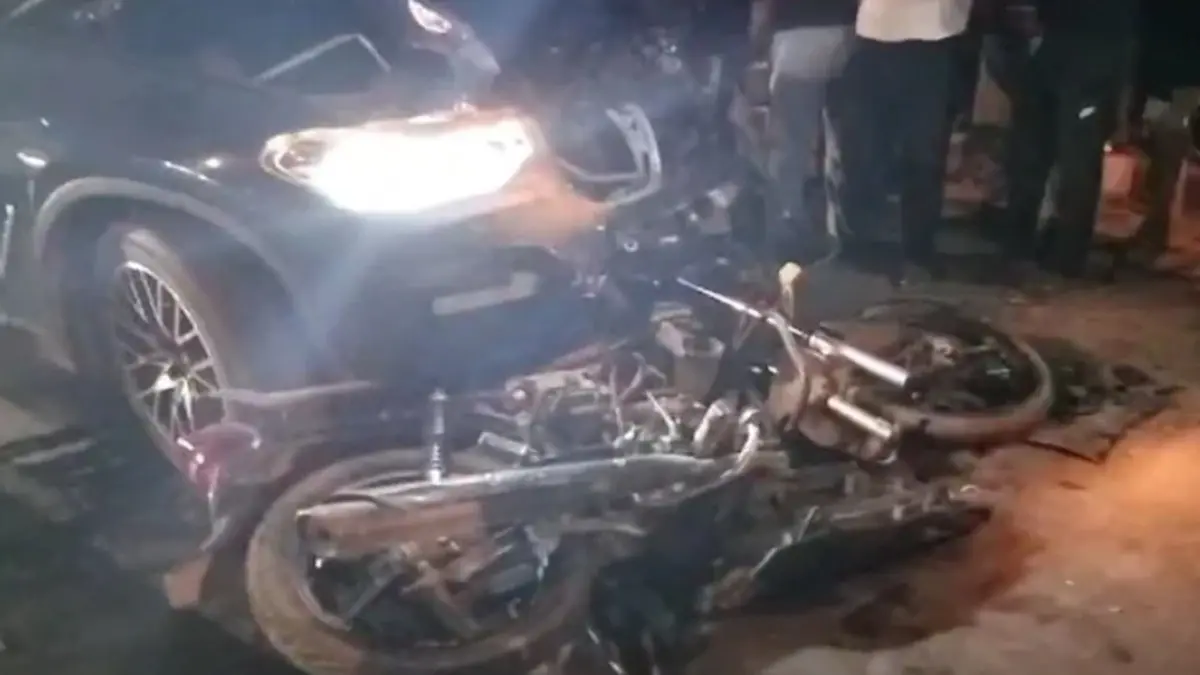 BMW kills biker in Mohali: Police said that the 3 friends were on their way to buy a cake for a friend's birthday around 11:15 PM when the accident occurred.