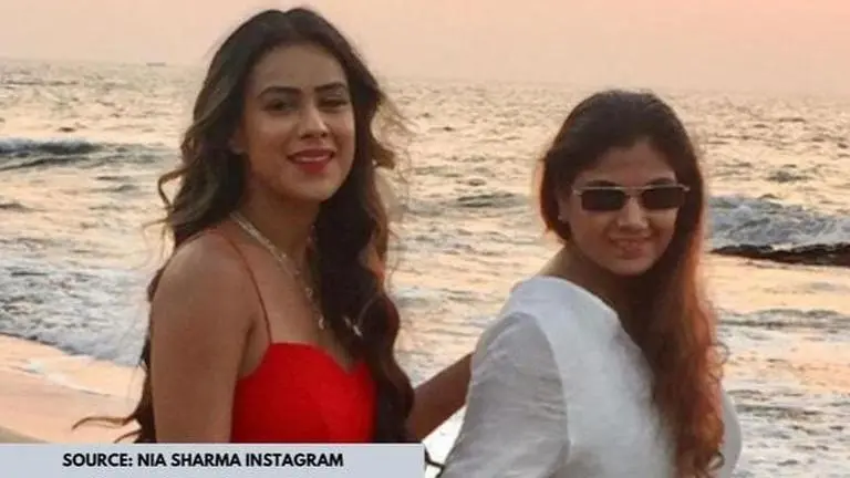 Nia Sharma flaunts her washboard abs in pic with mom; shares super relatable caption nia sharma