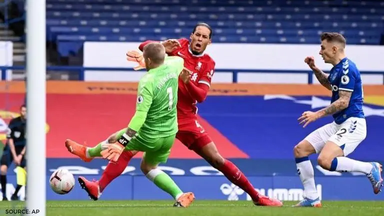 Liverpool fans start petition to dismiss VAR official in charge during game vs Everton liverpool