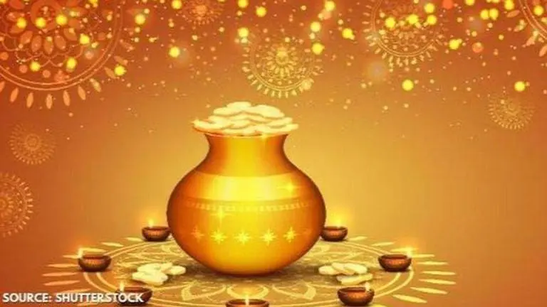Happy Dhanteras 2021: Dhanteras Katha, Messages, Greetings, Status, Videos to share dhanteras katha, messages, wishes