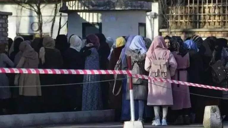 G7 calls on Taliban to urgently reverse ban on women from NGOs; 'reckless and dangerous' Taliban