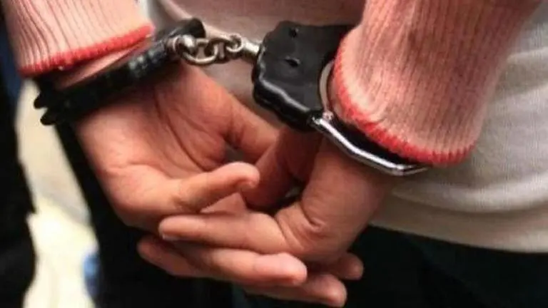 Maharashtra : Man held for raping eight-year-old daughter