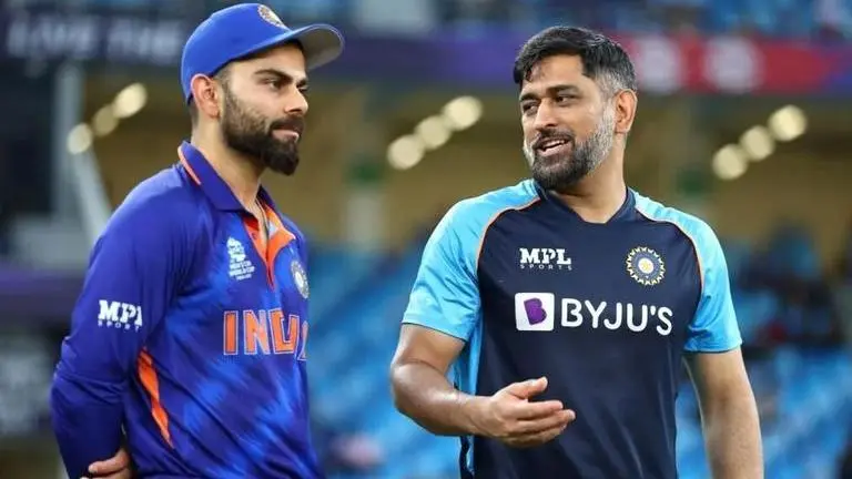 Kohli, Dhoni, Virat Kohli, MS Dhoni, Kohli Dhoni, kohli dhoni bond, kohli at t20 world cup 2022, t20 world cup 2022, india vs england, kohli records