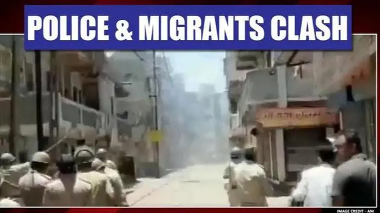 Gujarat: Clash erupts between migrants & police in Surat; tear gas used to disperse crowd Gujarat