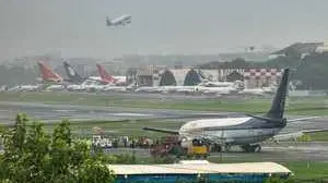 Mumbai airport runways to be closed for maintenance