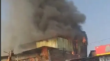 BREAKING: Fire at Sakinaka in Mumbai, Traffic Disrupted Fire in Mumbai at Sakinaka on March 2