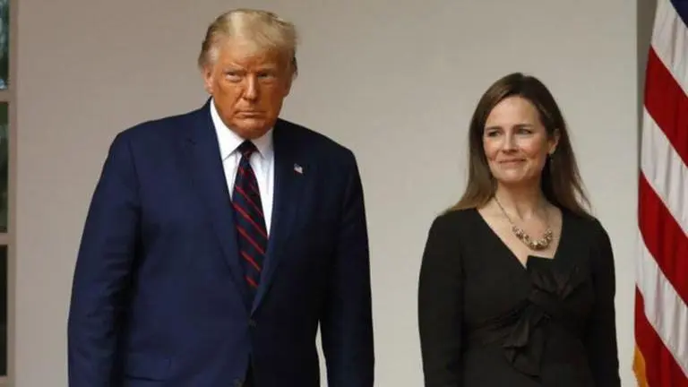 US Senate panel advances Trump's pick for Supreme Court, Barrett confirmation vote soon US Senate panel advances Amy Barrett's nomination