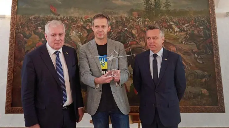 Lithuanian scribe who collected €5M via crowdfund, to send 110 combat drones to Ukraine Lithuania