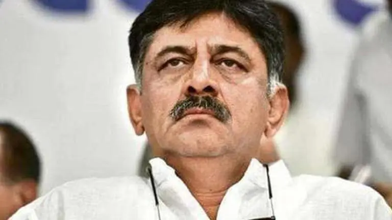 Shivakumar gets CBI summons in DA case
