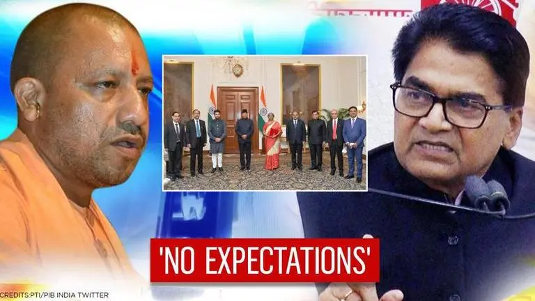 Yogi Adityanath hails Centre for introducing paperless Union Budget, SP raises questions Ramgopal Yadav