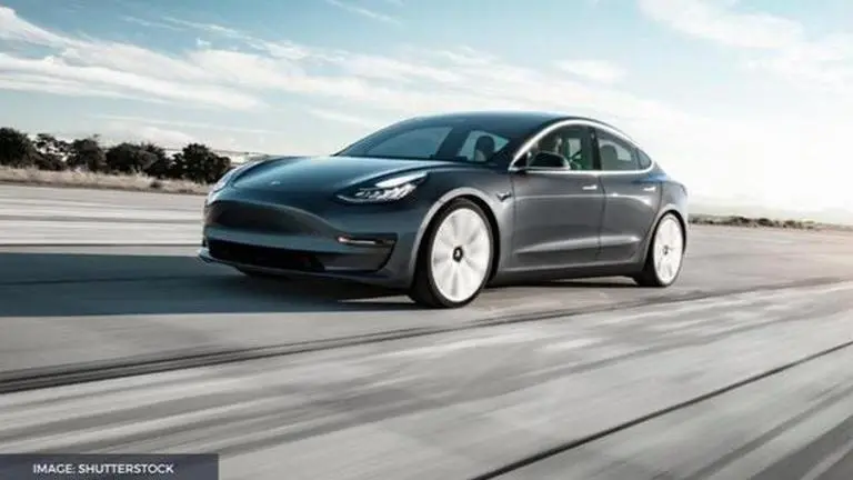 Tesla will now offer monthly subscriptions for Self-Driving Package at $199 per month