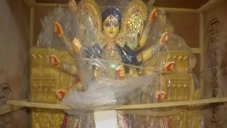 Kolkata's Kumartuli crafts Ma Durga idols for overseas celebrations Maa Durga Ma Durga idols from Kolkata's Kumartuli ready to go abroad.