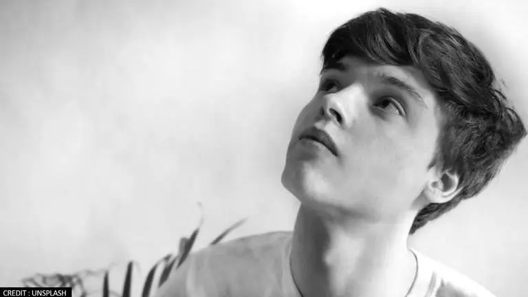 'Masked face': New Parkinson's symptom that eats facial expression of patients Parkinson’s disease