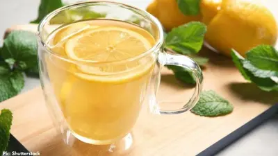 Fact Check: Warm water with lemon cures COVID-19? Is the patient recovery diet chart true? fact check