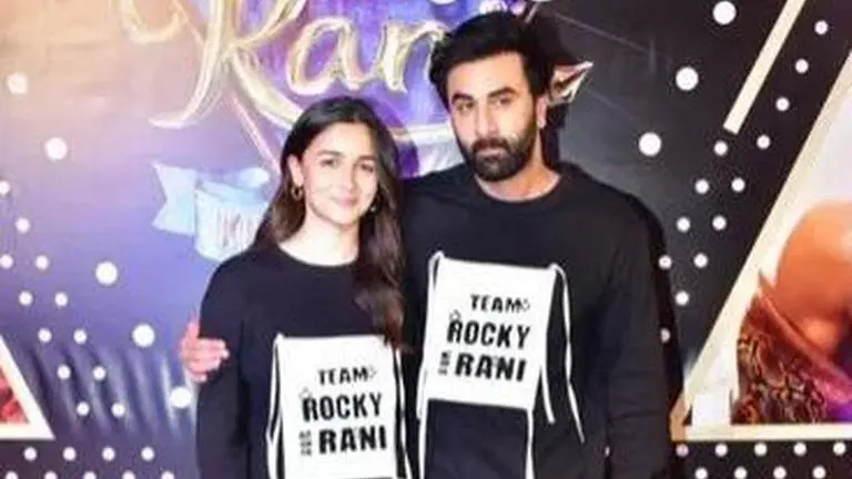 Ranbir Kapoor reviews Alia Bhatt starrer Rocky Aur Rani Kii Prem Kahaani: Kamaal hai... ranbir kapoor