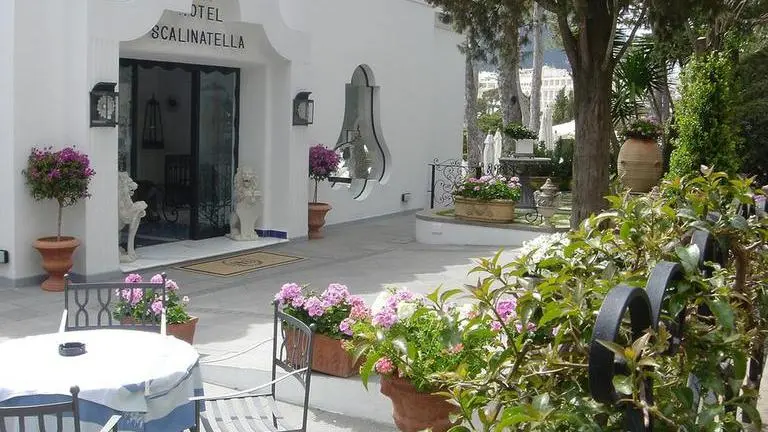 Ordering or eating out, GST will be levied on 'restaurant made' food; Check for details GST