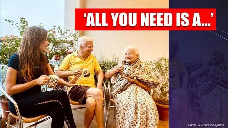 COVID-19 fighter Kanika Kapoor shares picture with family from Lucknow with a note Kanika Kapoor