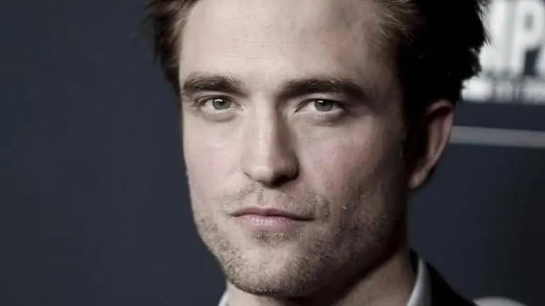 ‘The Batman’ resumes UK production after positive COVID case ‘The Batman’ resumes UK production after positive COVID case