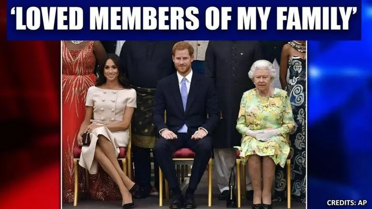 Prince Harry, Meghan Markle join Queen for church service before royal exit Prince Harry