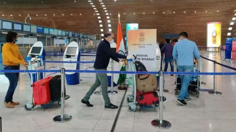 India-UK air bubble arrangement sees weekly direct flight between Goa and London Weekly flights to London commenced from Goa airport under air bubble