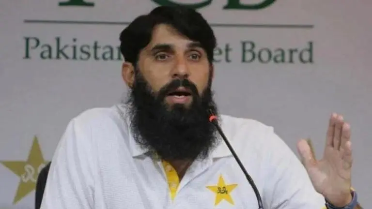Akram & Misbah's free reign may end as Pakistan cricket acts against conflicts of interest ethics