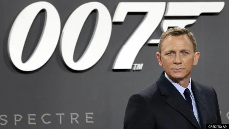 Daniel Craig says he wanted to be Spider-Man as a kid; almost rejected playing James Bond daniel craig
