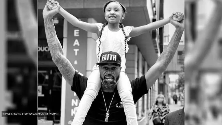 Stephen Jackson carries George Floyd's daughter Gianna, who says "Daddy changed the world" stephen Jackson