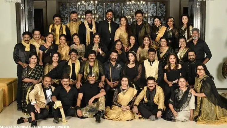 Chiranjeevi dancing to 80s hits with his heroines will ward off your Monday blues; watch Chiranjeevi