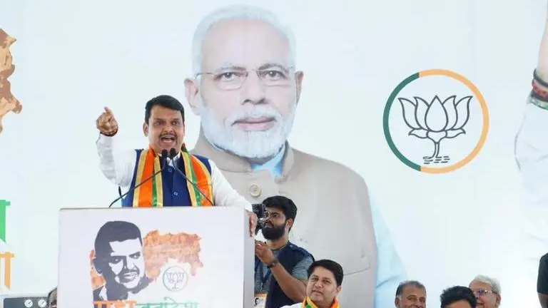 Stop blaming EVMs, people are voting for Modi: Maha CM to oppn PM Modi