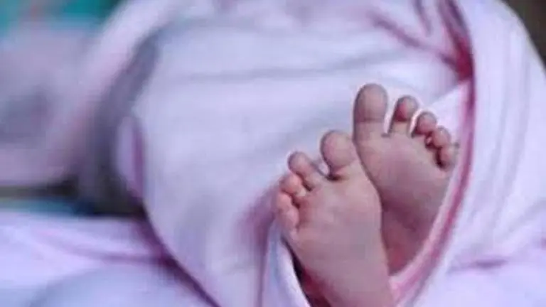 Mumbai: 17-year-old girl held for killing infant daughter Mumbai