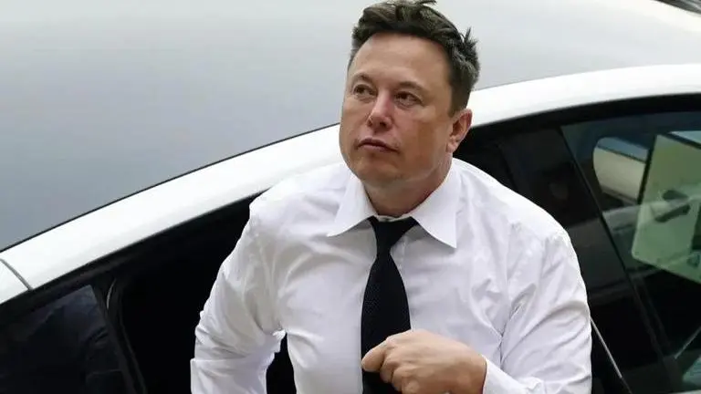 Elon Musk reportedly leaves call after being asked about suspending journalists on Twitter Elon Musk