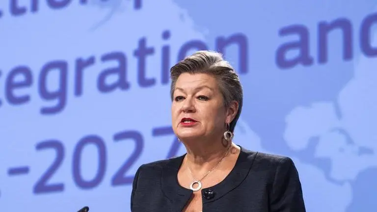 EU lashes Bosnia for failing to care for migrants