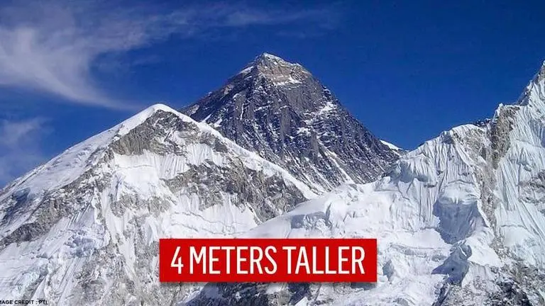 World's tallest peak gets taller as Nepal & China announce new height of Mount Everest World's tallest peak get taller: Nepal-China announce new height of Mount Everest
