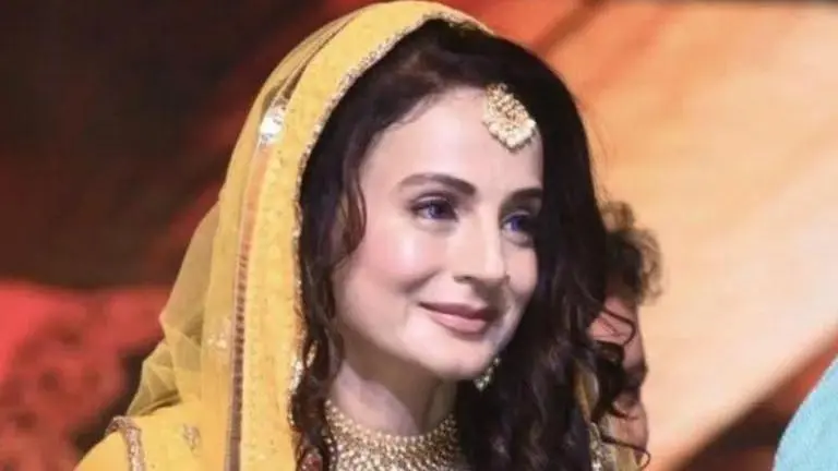 Gadar 2 star Ameesha Patel opens up about doing intimate scenes, kissing onscreen Ameesha Patel