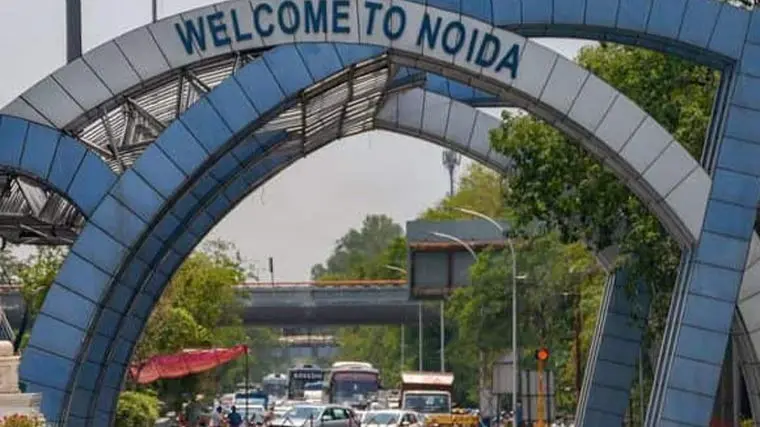 Illegal constructions demolished in Noida