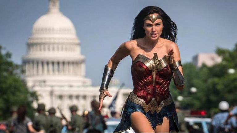 Can Wonder Woman Fly? Know How Diana's Flying Originates From 1958's ...