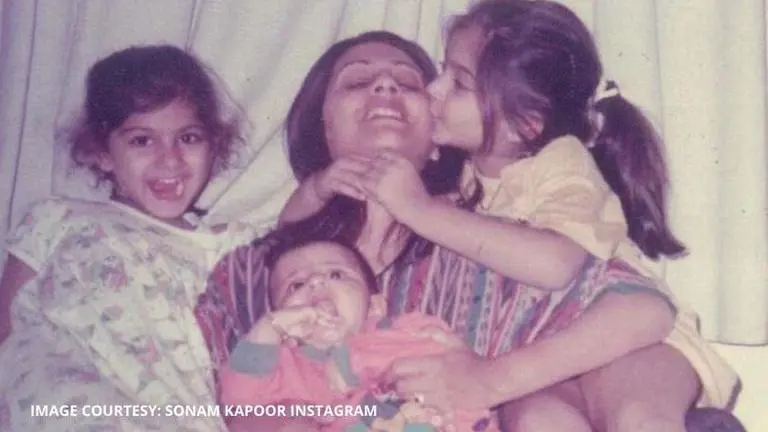 Sonam Kapoor and Rhea Kapoor have the most heartfelt message on their mother's birthday Sonam Kapoor