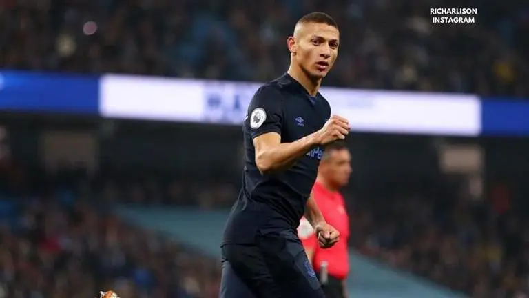 Richarlison comes out in support of coronavirus victims, donates food baskets in Brazil Richarlison