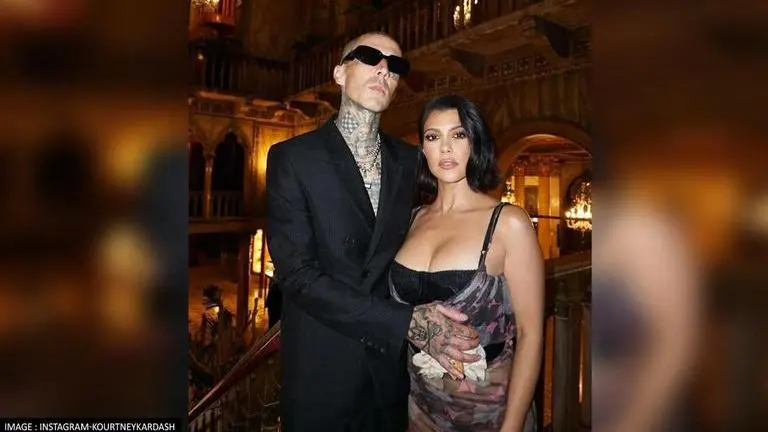 Kourtney Kardashian & Travis Barker planning for intimate wedding in May? Read details Kourtney Kardashian, Travis