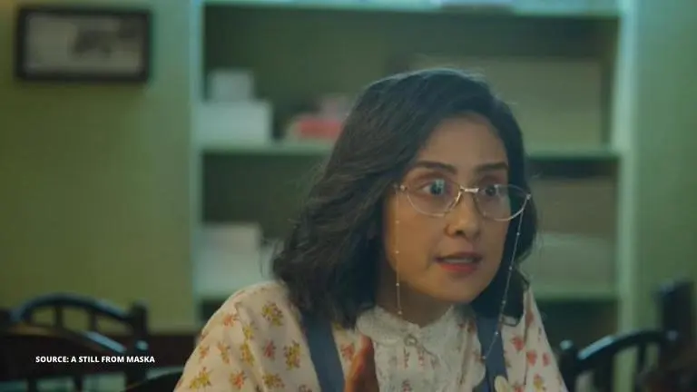Manisha Koirala talks about her OTT debut 'Maska', says she had to abuse a lot Manisha Koirala