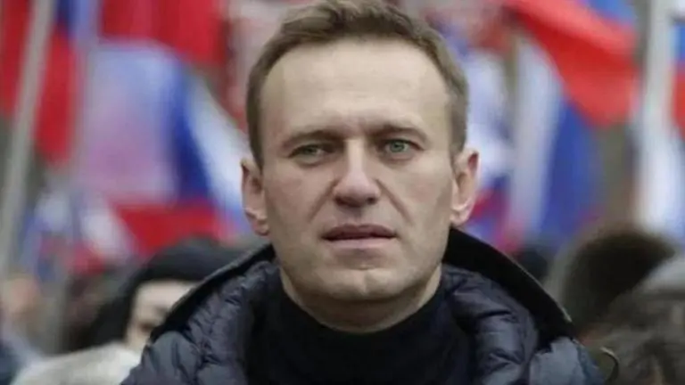 Kremlin foe Navalny faces court that may jail him for years Kremlin foe Navalny faces court that may jail him for years