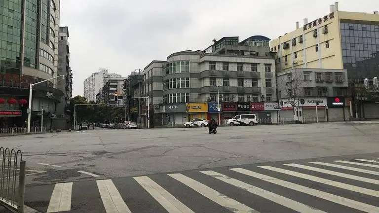 Chengdu streets deserted as China locks down 21 million people amid COVID-19 spike