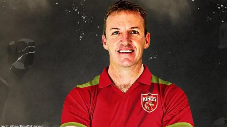 Punjab Kings appoints Damien Wright as new bowling coach, replaces Charl Langeveldt Damien Wright