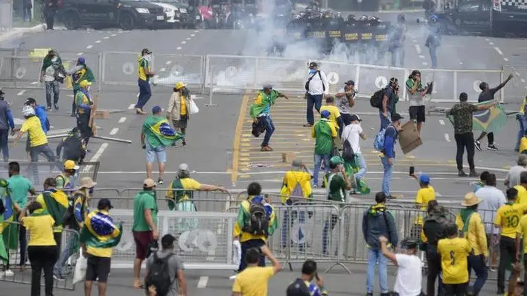 46 injured & six in serious condition after rioters storm Brazil's government offices Brazil