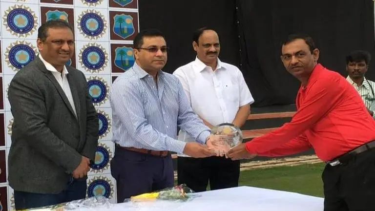 Ex-BCCI umpire translates Laws of Cricket into Hindi BCCI