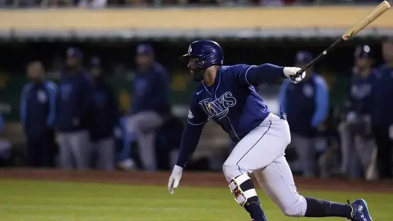 MLB-leading Tampa Bay Rays snap Oakland Athletics' 7-game winning streak with 6-3 victory Tampa Bay Rays